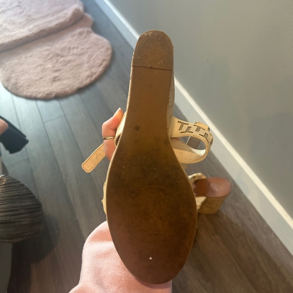 Tory Burch “T” Logo Cork Wedges Size 10 - Picture 4 of 6